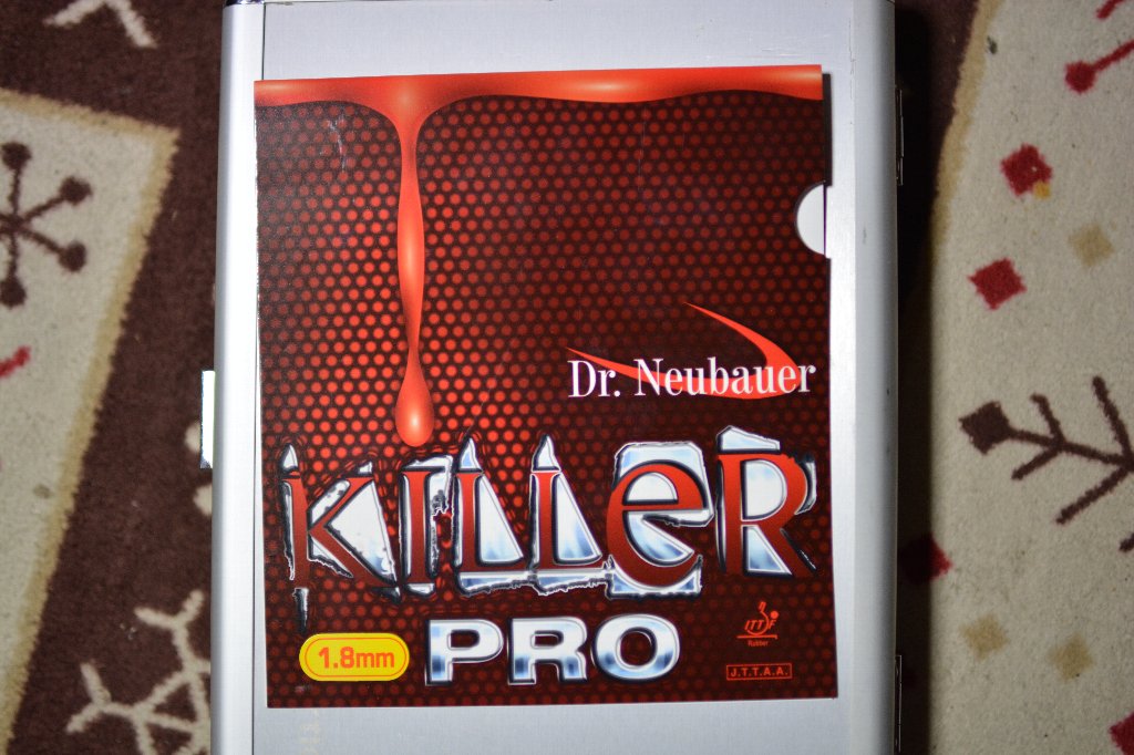 強烈なナックルと非常に硬いスポンジが特徴<br>「Dr.Neubauer KILLER PRO」 1.8mm